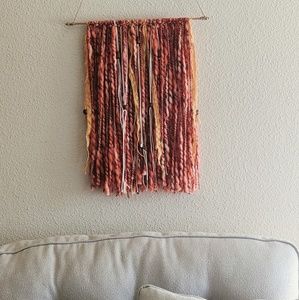 🆕 Handmade Macrame/Yarn Boho Wall Hanging